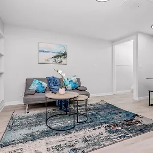 Centerstreet-cozy 2bedroomsuite Apartment Calgary