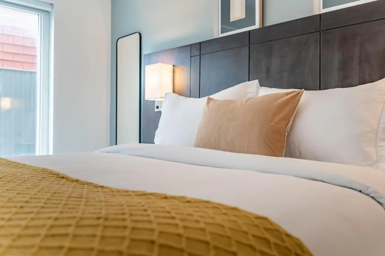 Kensington Place Apartments contacts
